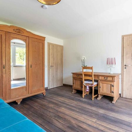 Altes Forsthaus - Ferienwohnung Im Obergeschoss Ormont Dış mekan fotoğraf