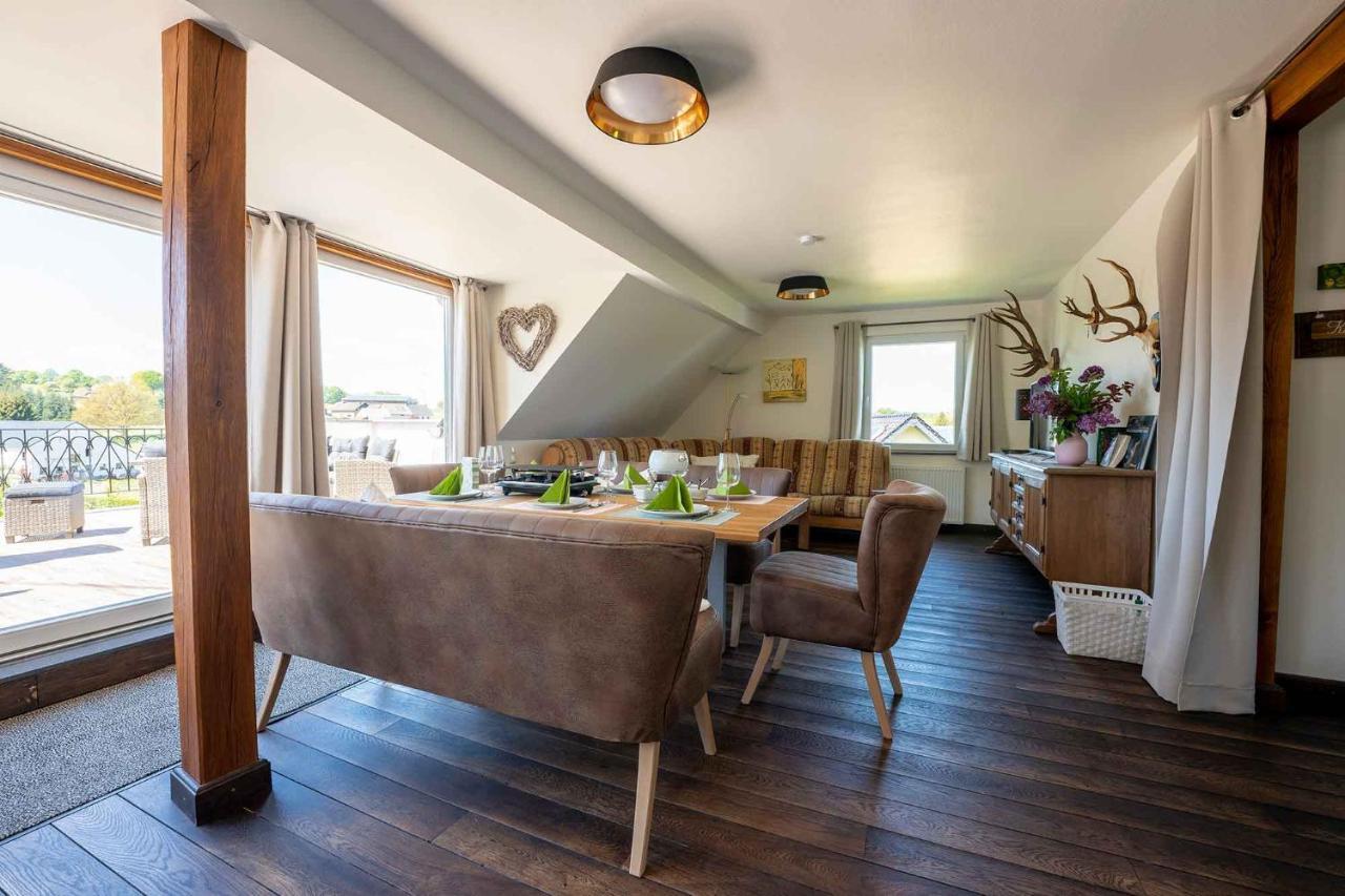 Altes Forsthaus - Ferienwohnung Im Obergeschoss Ormont Dış mekan fotoğraf