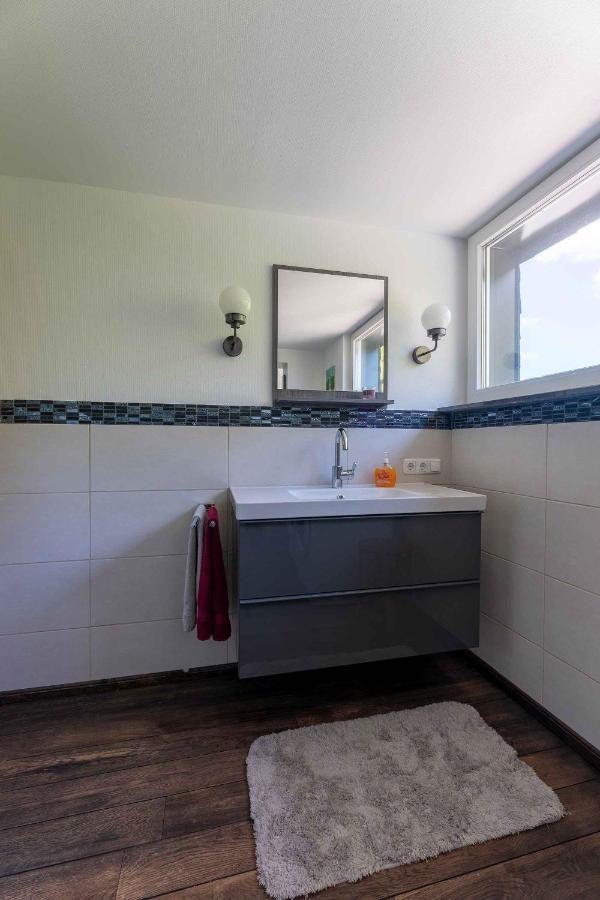 Altes Forsthaus - Ferienwohnung Im Obergeschoss Ormont Dış mekan fotoğraf